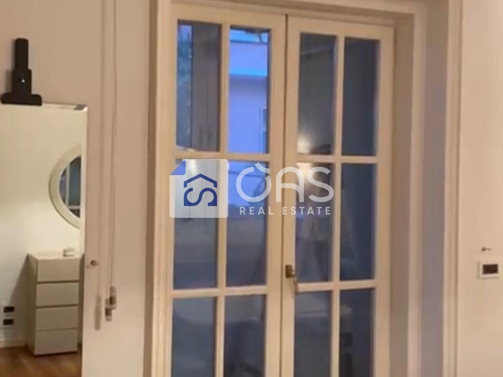 Jepet apartament me qera 1+1 Shkolla Kuqe