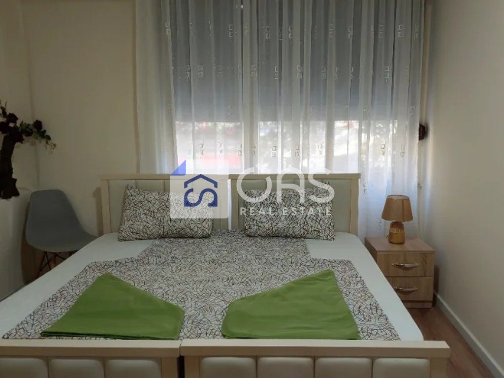 Jepet apartament me qera 1+1 Myslym Shyri