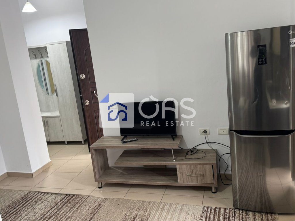 Jepet apartament me qera 1+1 5 Maj