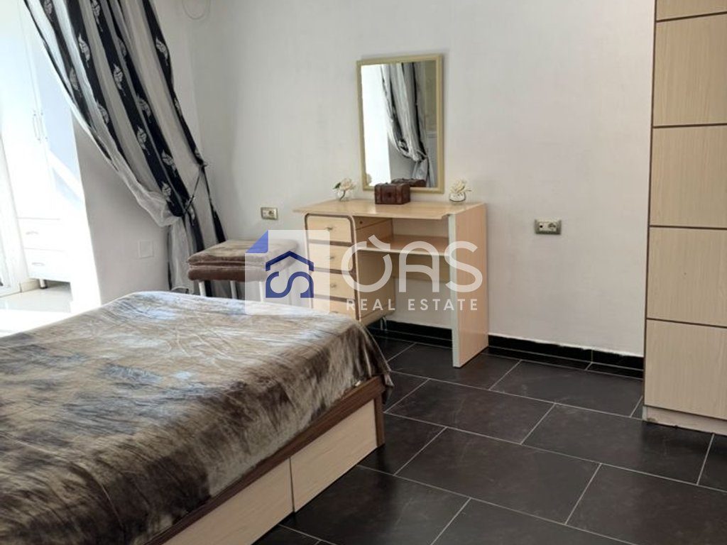 Jepet apartament me qera 2+1 Rruga Bardhyl