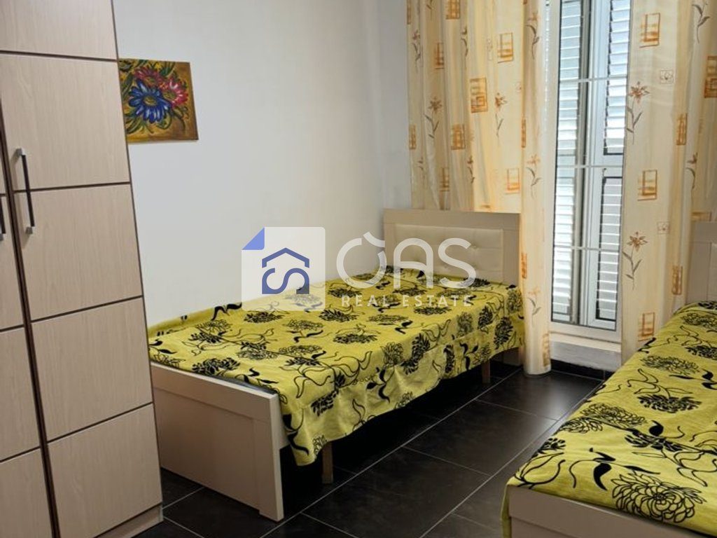 Jepet apartament me qera 2+1 Rruga Bardhyl