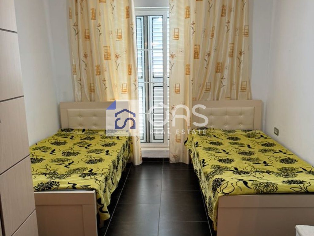 Jepet apartament me qera 2+1 Rruga Bardhyl