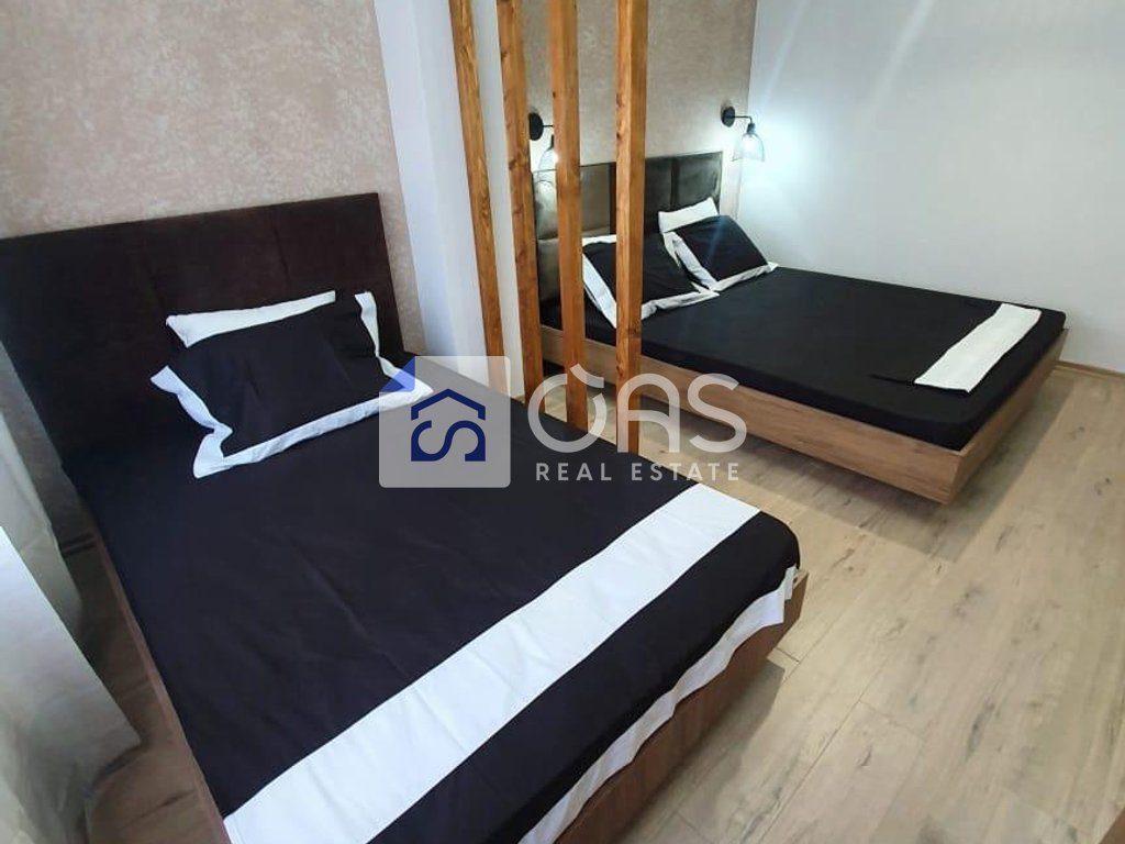 Jepet apartament me qera 1+1 Rruga Brrikadave