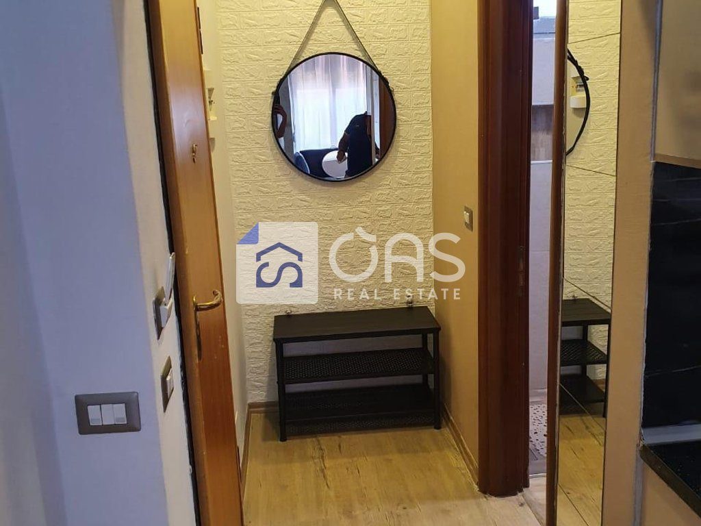 Jepet apartament me qera 1+1 Rruga Brrikadave