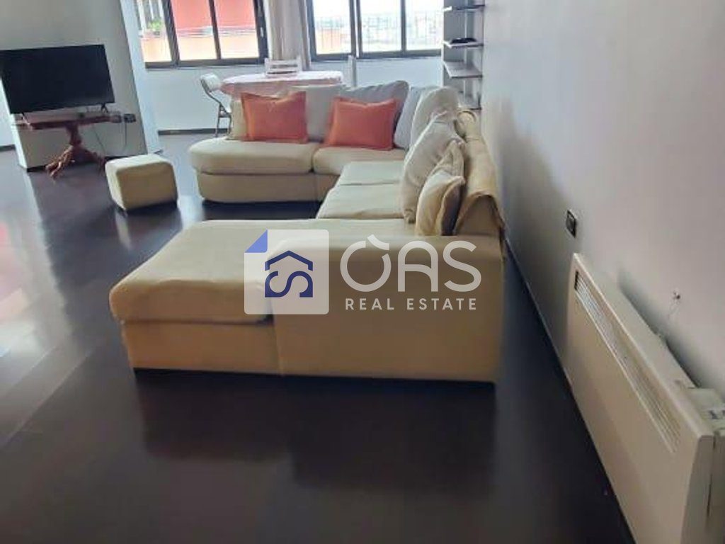 Jepet apartament me qera 2+1 Komuna Parisit