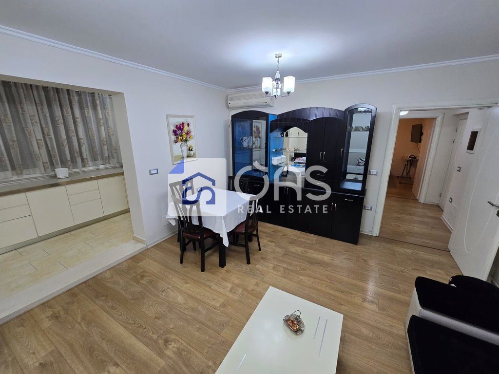 Jepet apartament me qera 1+1 Vasil Shanto