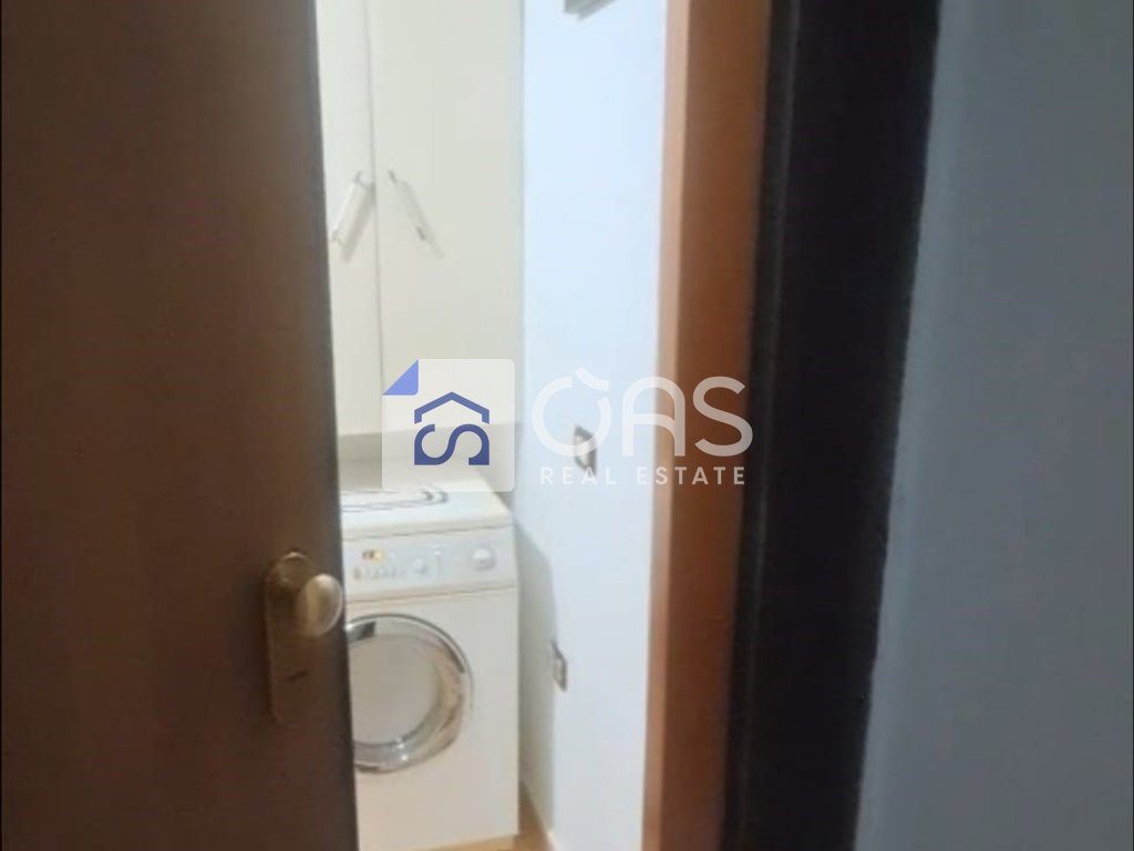 Jepet apartament me qera 2+1 Yzberisht