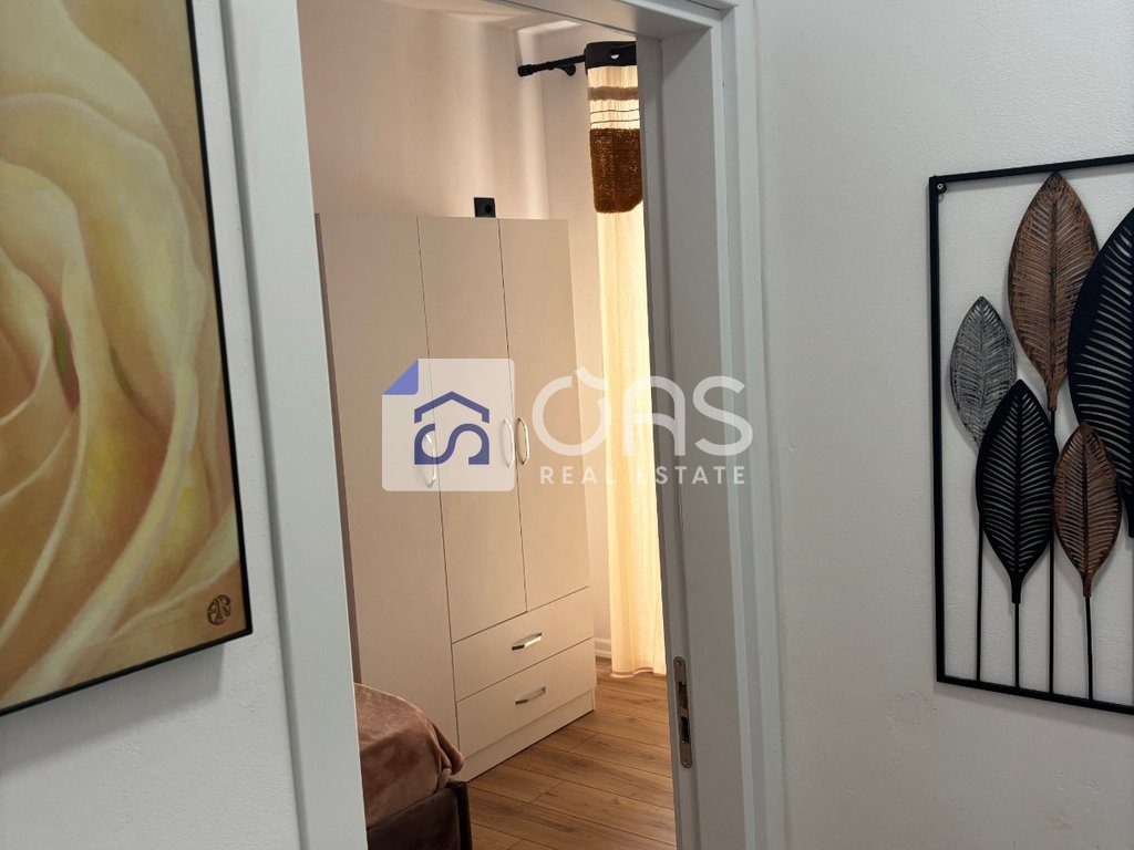 Jepet apartament me qera 2+1 Ish Praku
