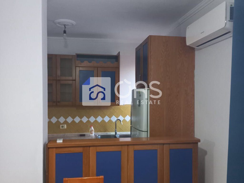 Jepet apartament me qera 1+1 Pallati Me Shigjeta