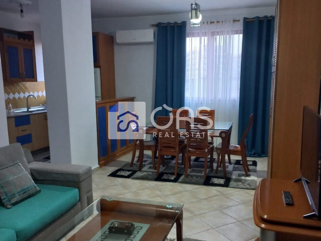 Jepet apartament me qera 1+1 Pallati Me Shigjeta