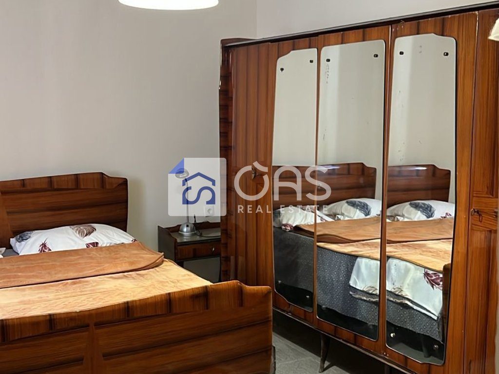 Jepet apartament me qera 1+1 Myslym Shyri
