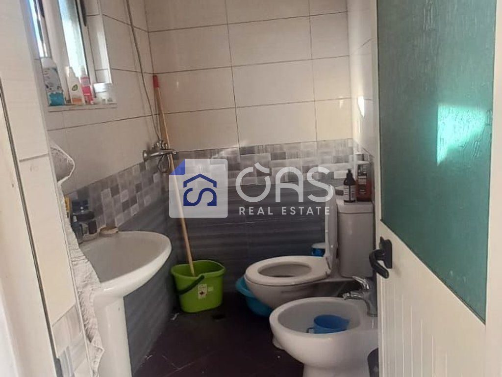 Jepet apartament me qera 1+1 Allias