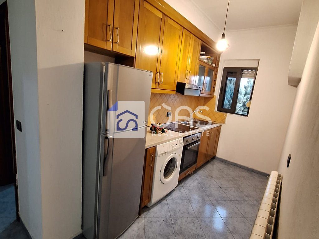 Jepet apartament me qera 2+1 Bulevard I Ri