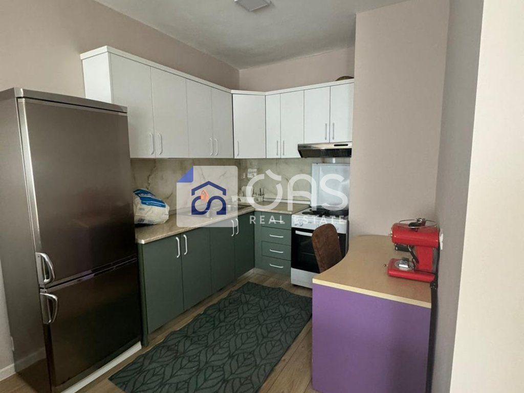 Jepet apartament me qera 2+1 Fresk