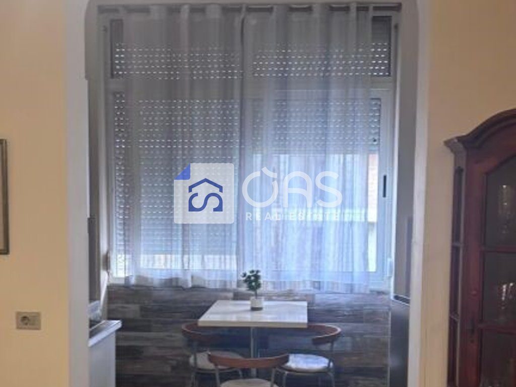 Jepet apartament me qera 2+1 Rruga Dibres
