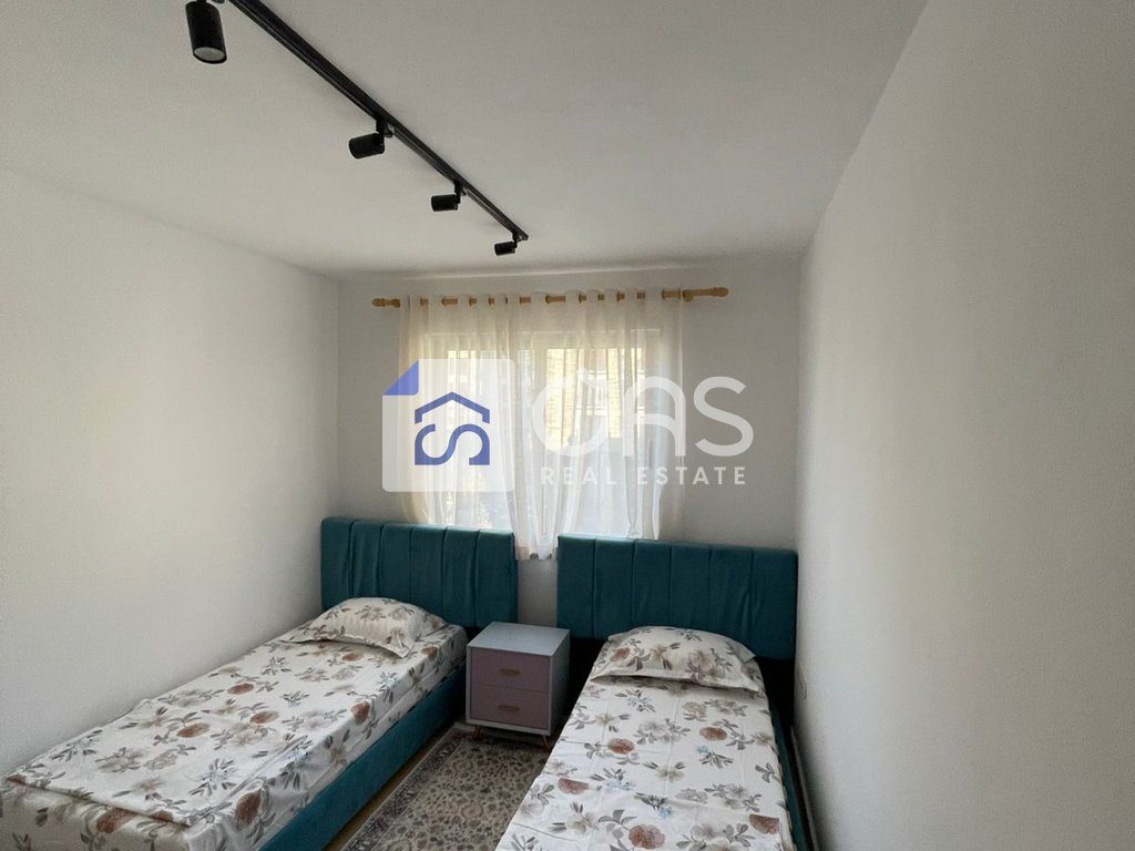 Jepet apartament me qera 2+1 Qender