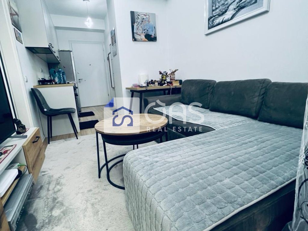 Jepet apartament me qera 1+1 Mangalem 21