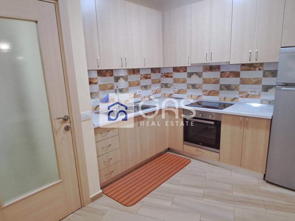 Jepet apartament me qera 1+1 Rruga e Kosovarve