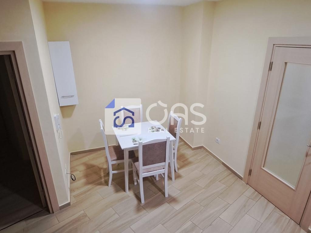Jepet apartament me qera 1+1 Rruga e Kosovarve