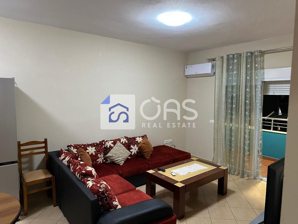 Jepet me qera apartament 1+1 te  Astir