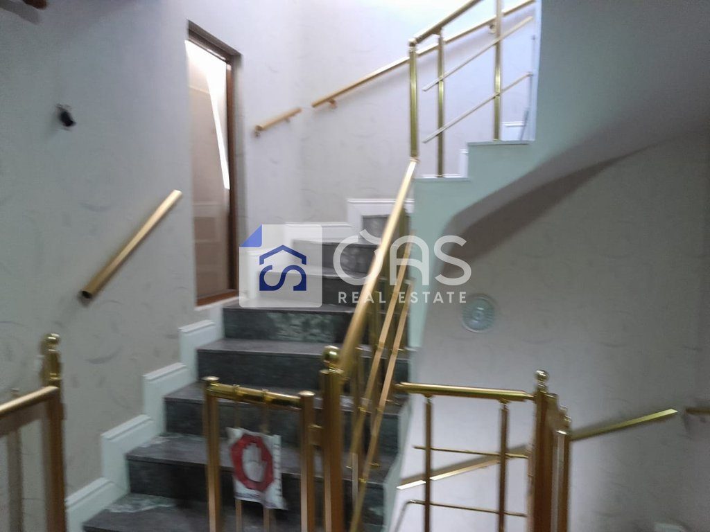 Jepet me qera vile 3 kate per biznes ne Allias. 1.500.000 Leke