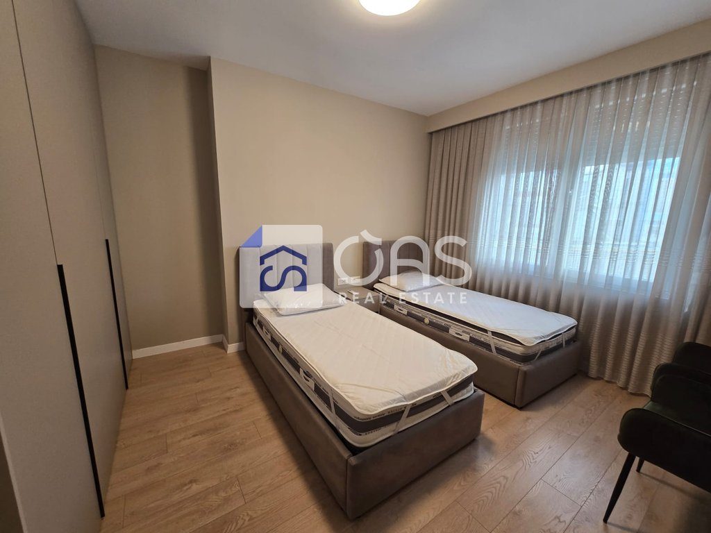 Jepet me qira apartamenti 2+1 Te Rruga e  kavajes