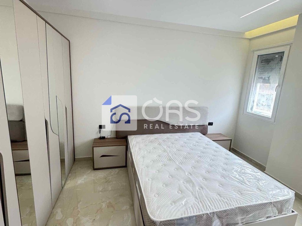 Jepet me qera apartament 2+1+2  Ne Kamez