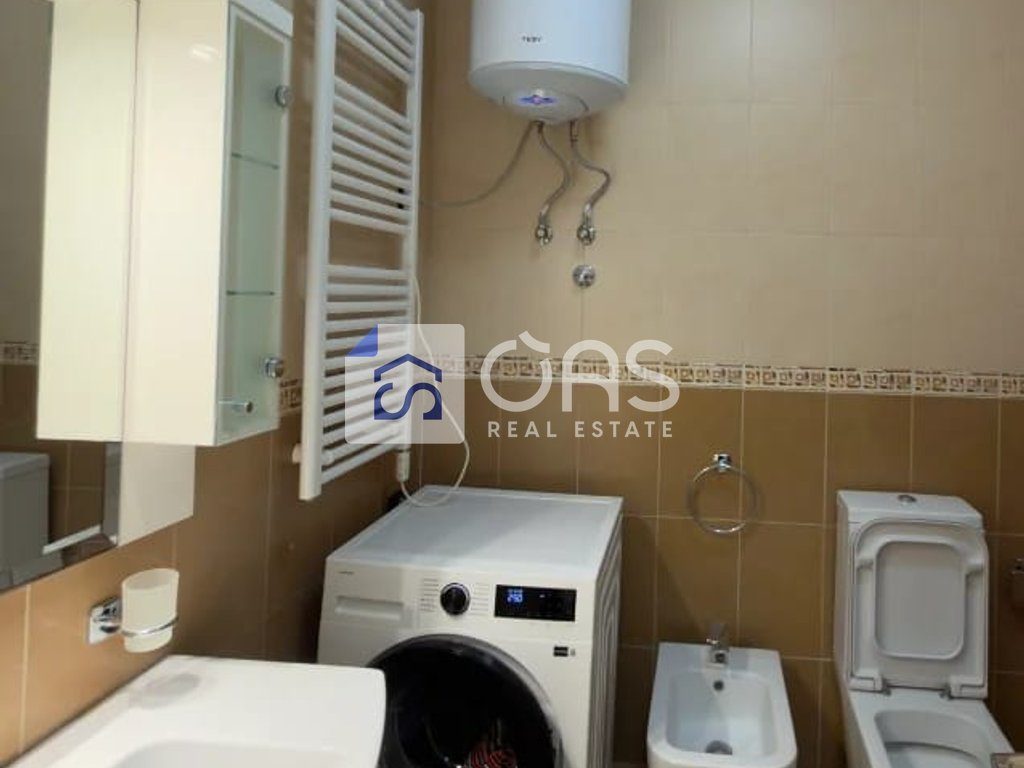 Jepet Apartament me qera 1+1   21 dhjetori
