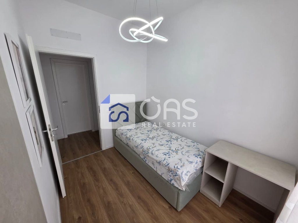Jepet me qera  apartament 2+1 ne Ali Dem
