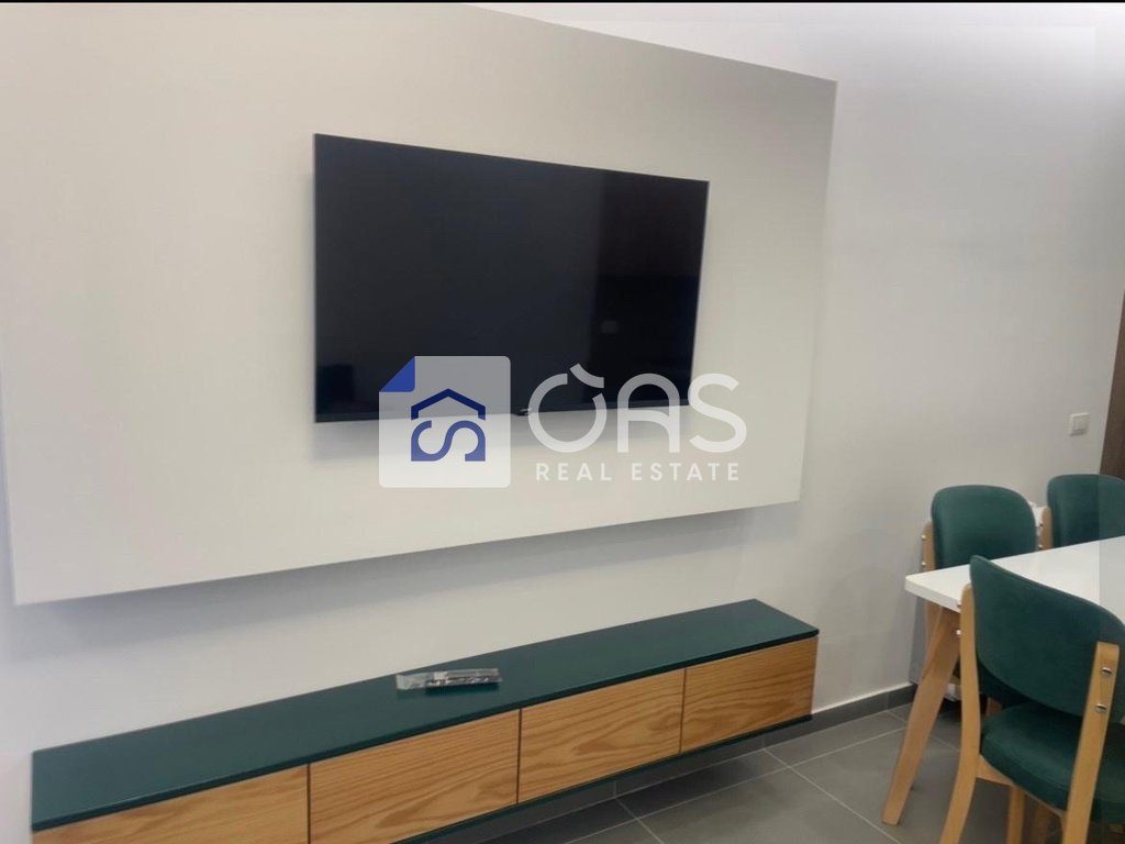 Jepet apartament 2+1+Parkim me qera Te Univers City
