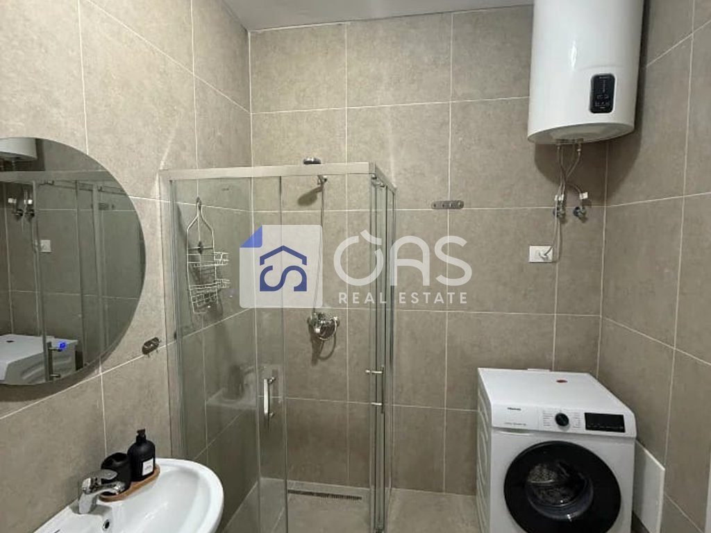 Jepet me qera apartament 1+1 Ne Kamez
