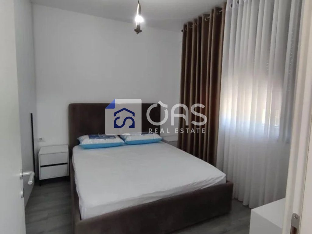 Jepet apartament me qera 1+1 Pallati Me Shigjeta