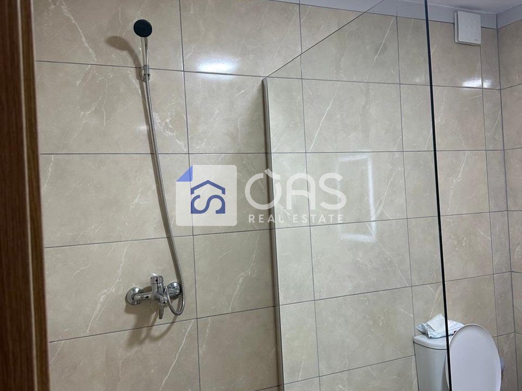 Jepet me qera apartament 1+1 tek 5 Maj