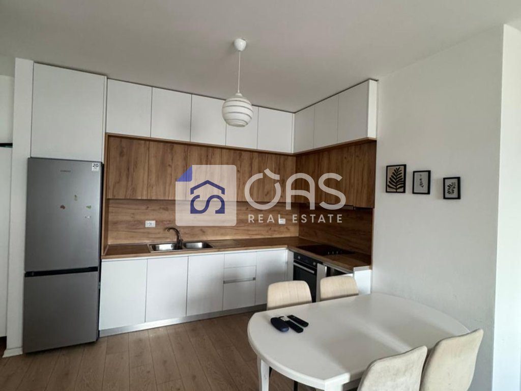 Jepet me qera apartament 2+1 ne Yzberisht
