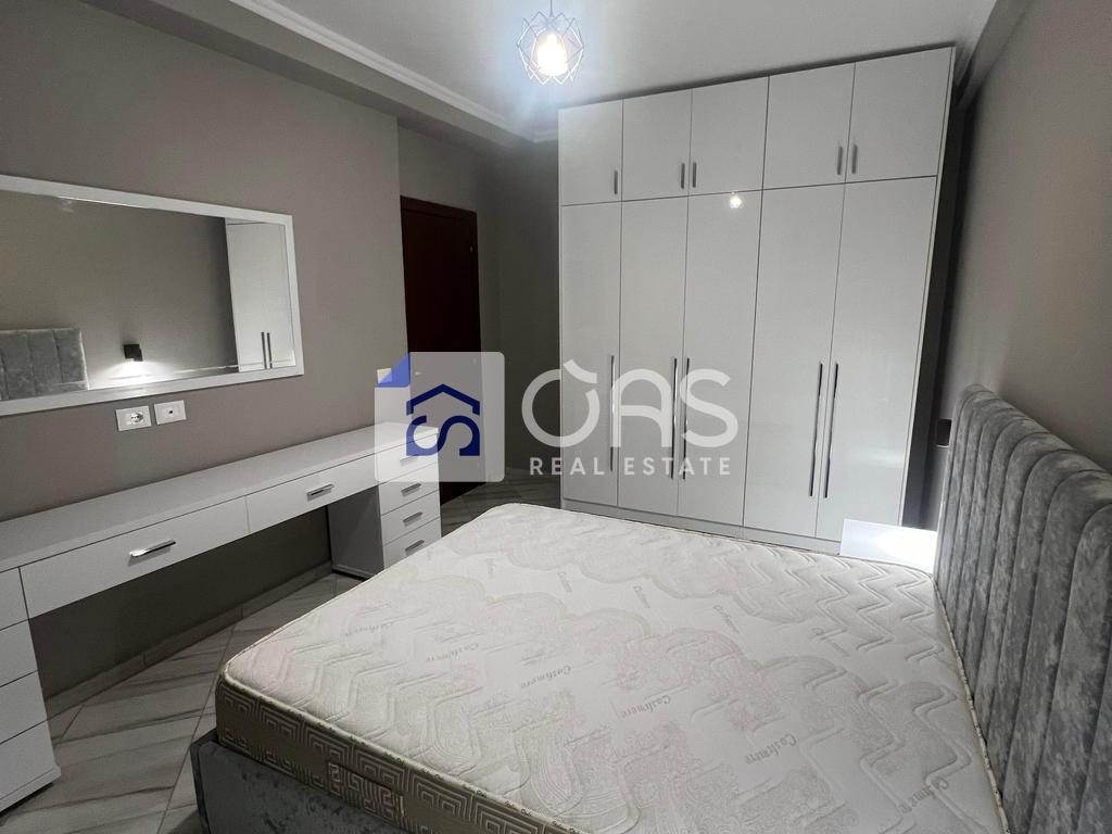 Jepet apartament me qera 2+1 ne Institit