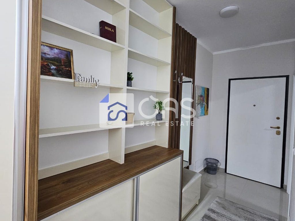 Jepet me qera apartament 2+1 Te Ish Dogana