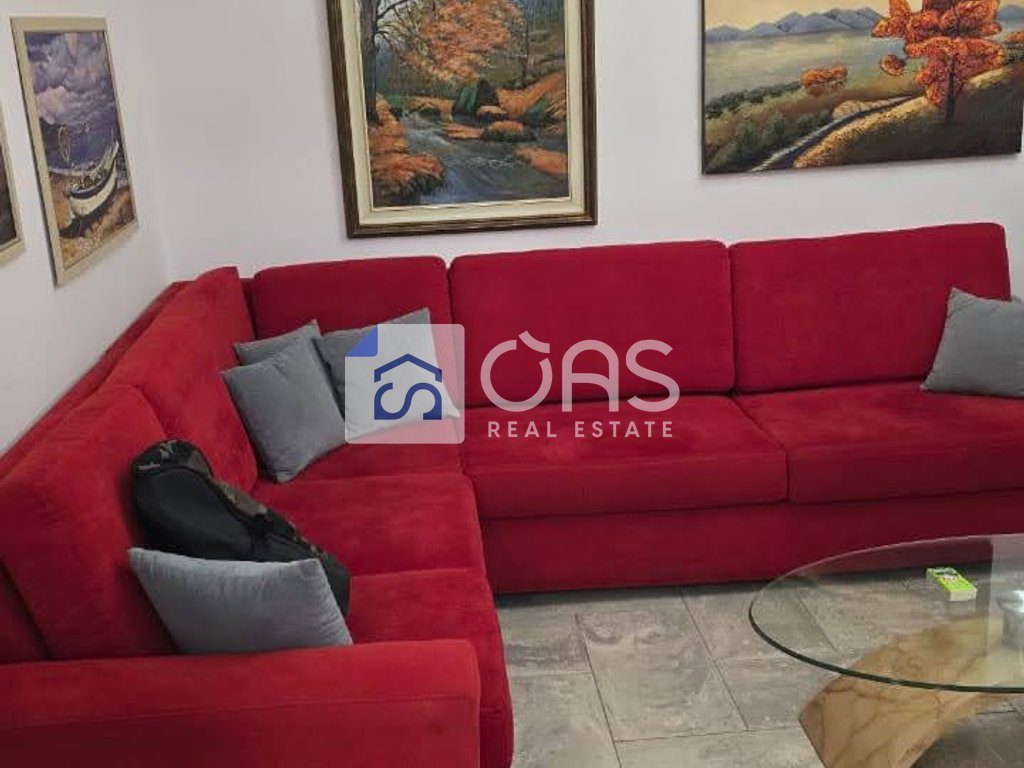 Jepet apartament me qera 2+1 Te  Rruga E Dibres