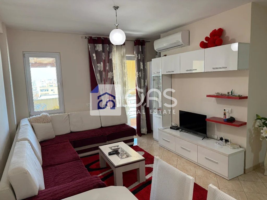 Jepet me qera apartament 1+1 Ne Laprake