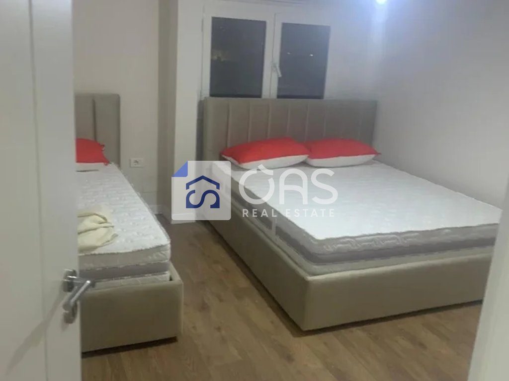 Jepet apartament me qera 1+1 Te Siri Kodra