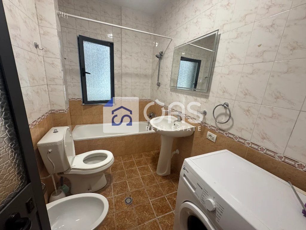 Jepet me qera apartament 1+1 Te 21 Dhjetori