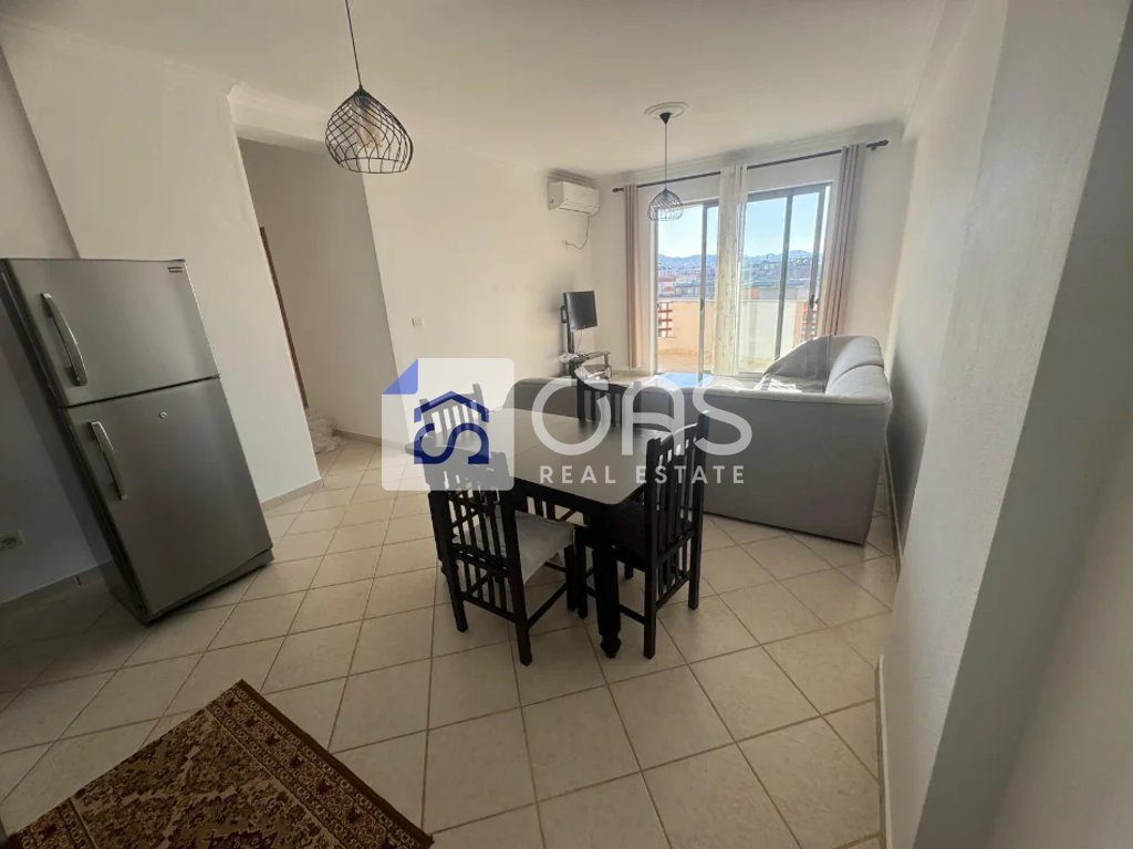 Jepet me qera apartamenti 2+1 Ne Astir