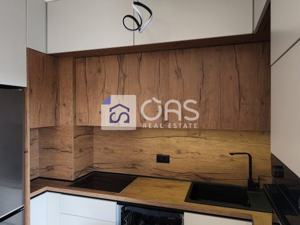 Jepet apartament 2+1me qera Te Univers City