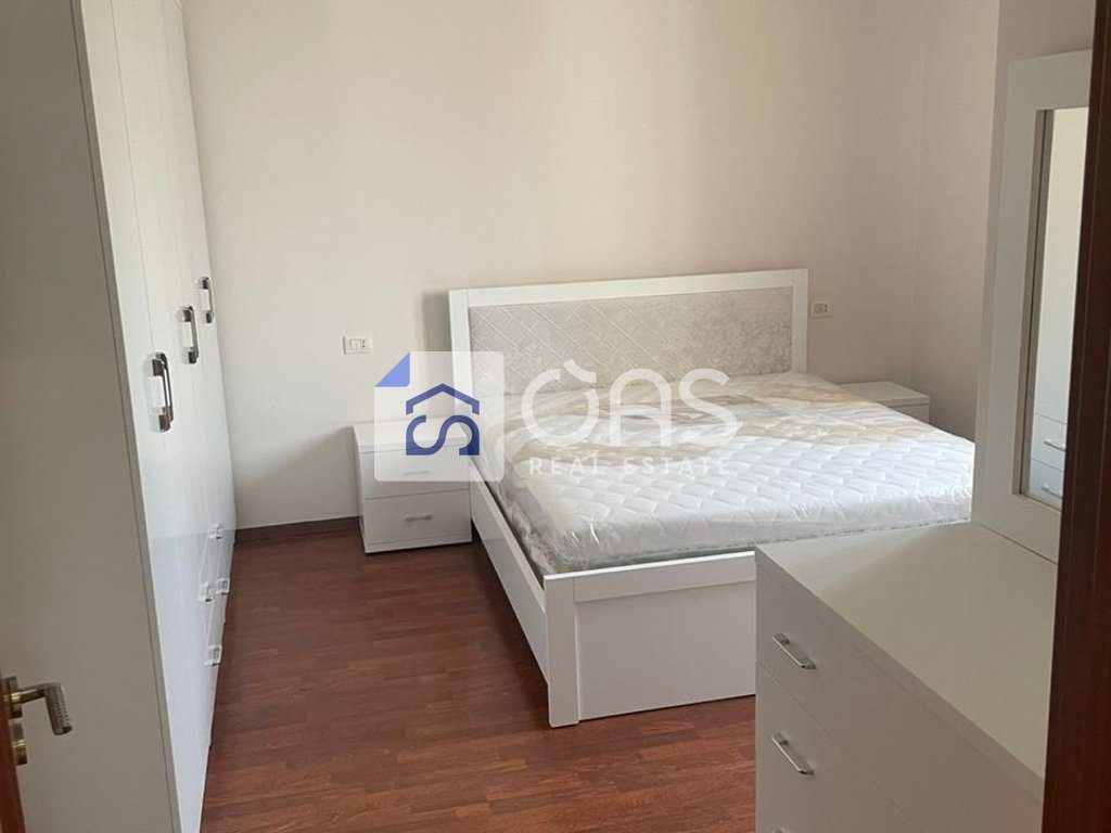 Jepet me qera apartament 2+1 ne 5 Maj