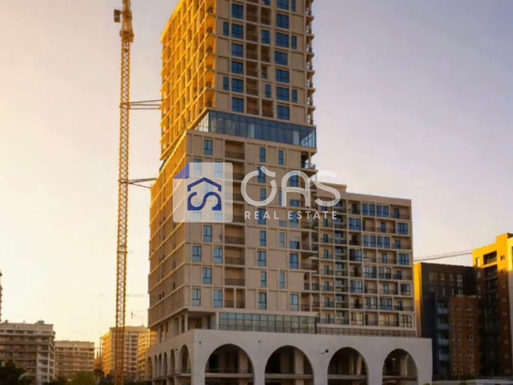 Shitet apartament 2+1 tek Bulevardi i Ri.