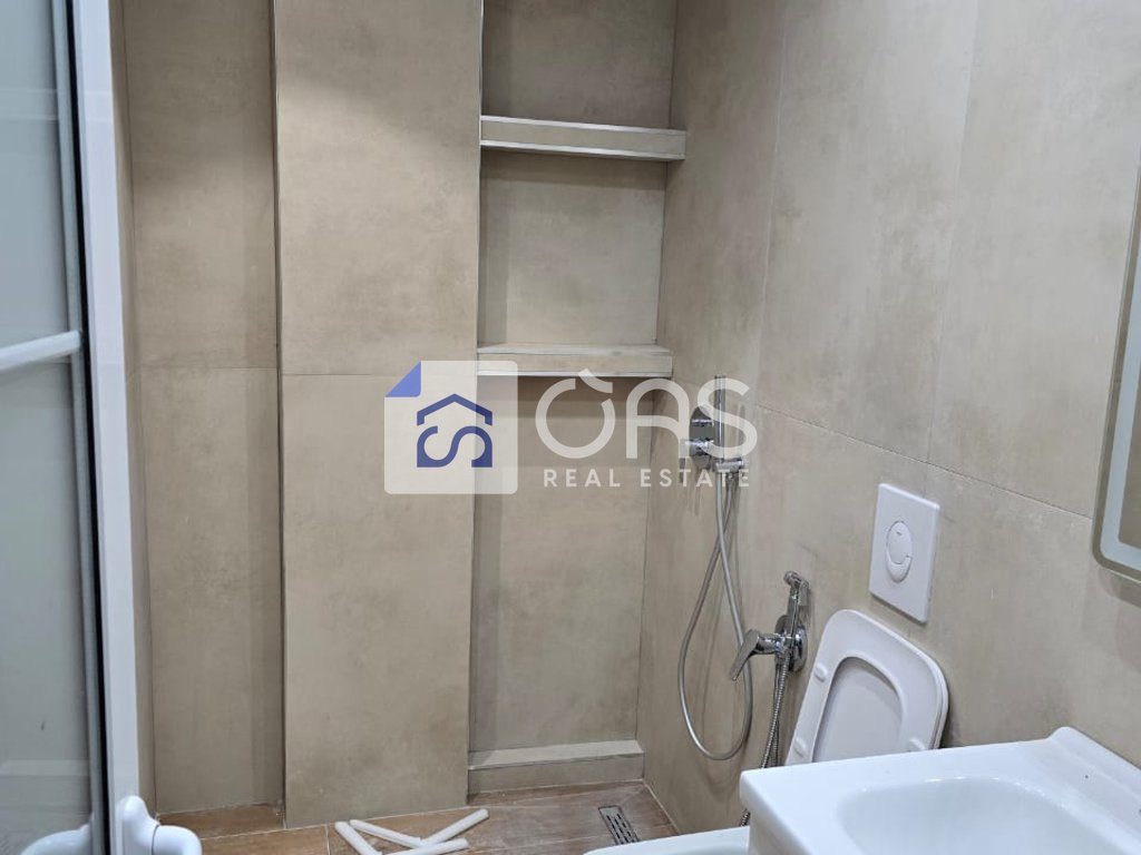 Shitet apartament 1+1 tek Ish tregu Elektrik