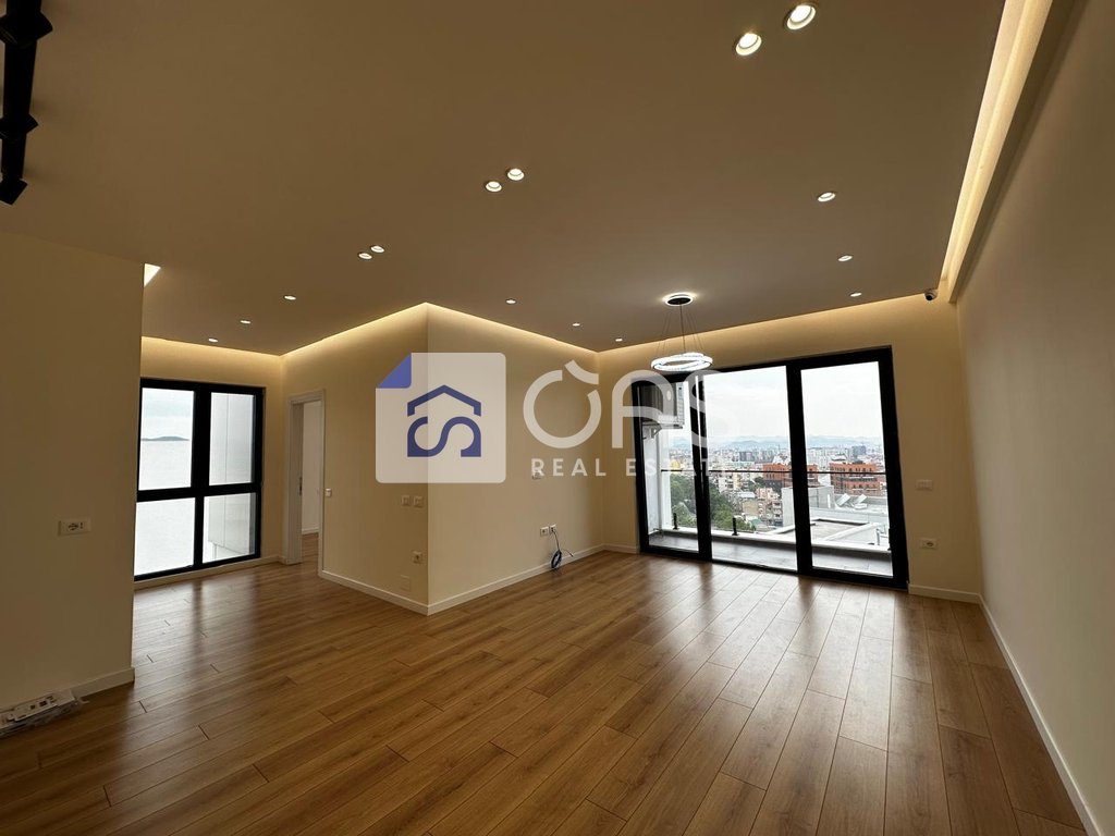 Jepet me qera apartamemt 2+1+2+Parkim tek Farmacia 10 (Kompleksi Arlis)