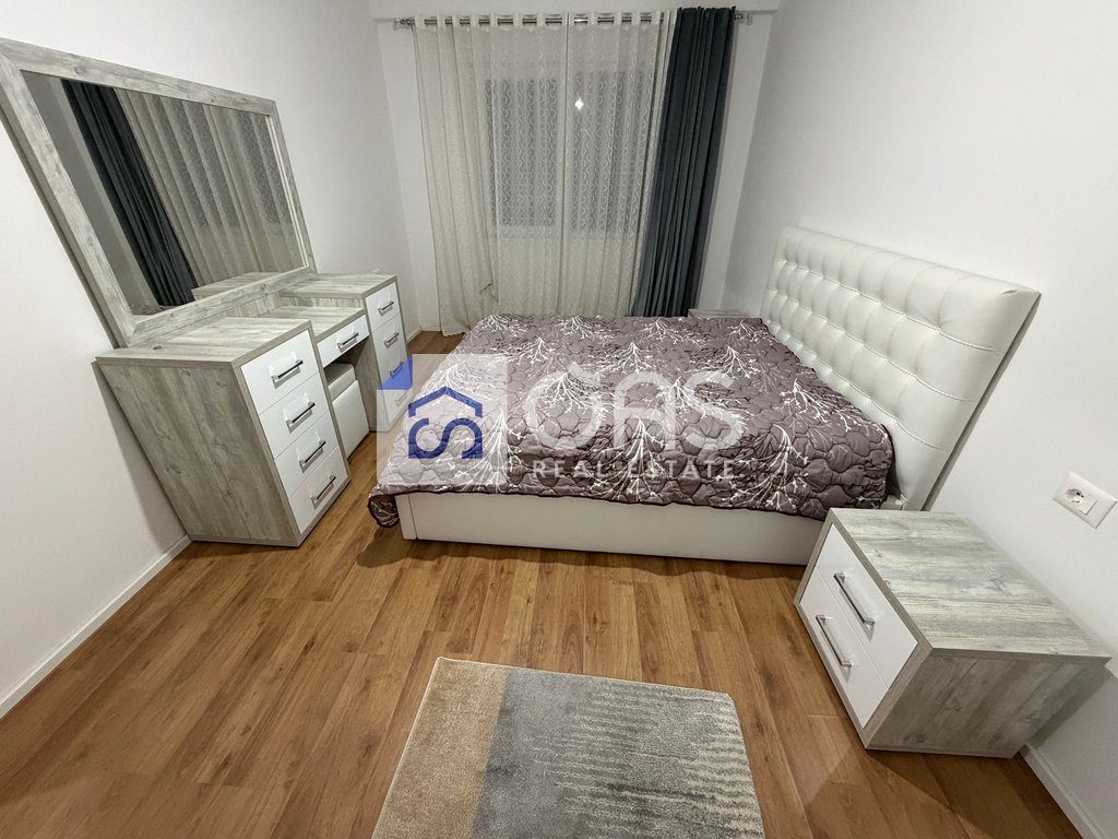 Jepet me qera apartament 1+1+Post parkimi ne Astir. (Residenca Klensi)