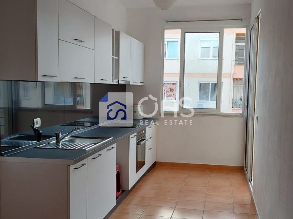 Jepet me qera apartament 2+1+2 ne Astir