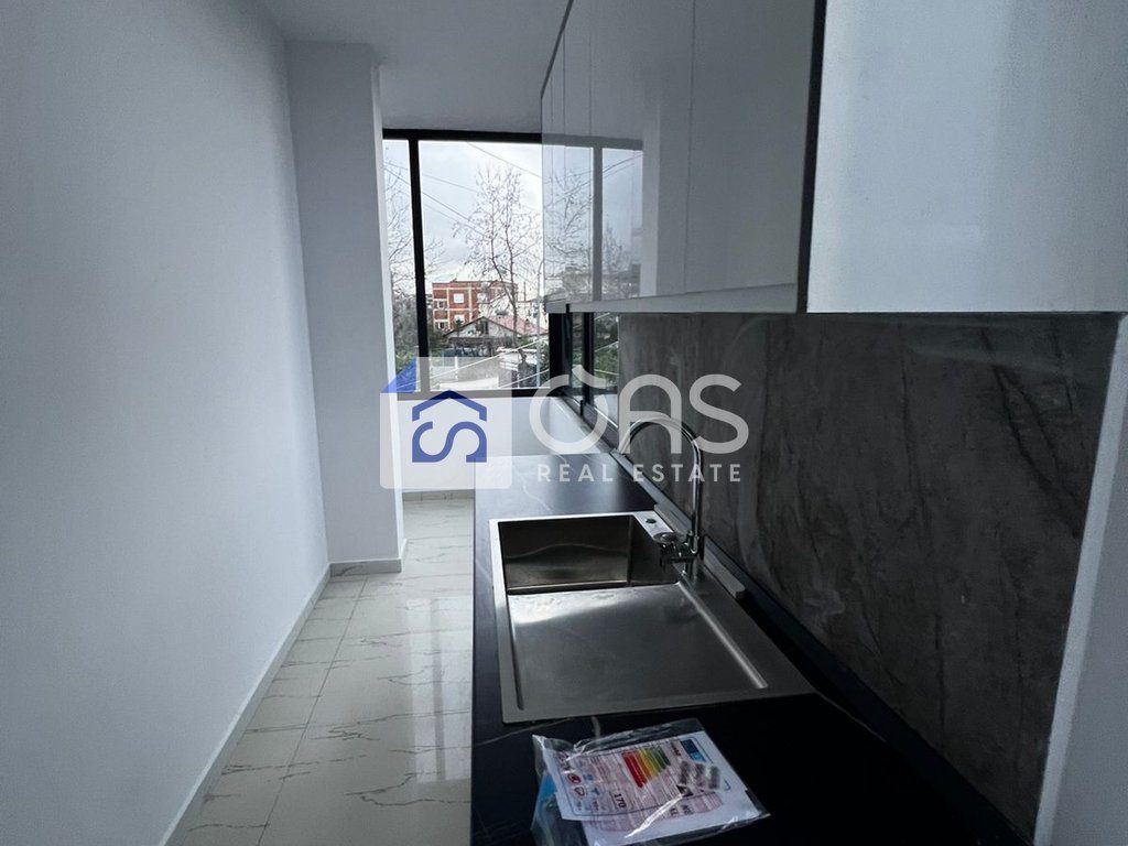 Jepet me qera apartament 1+1 ne Laprak.