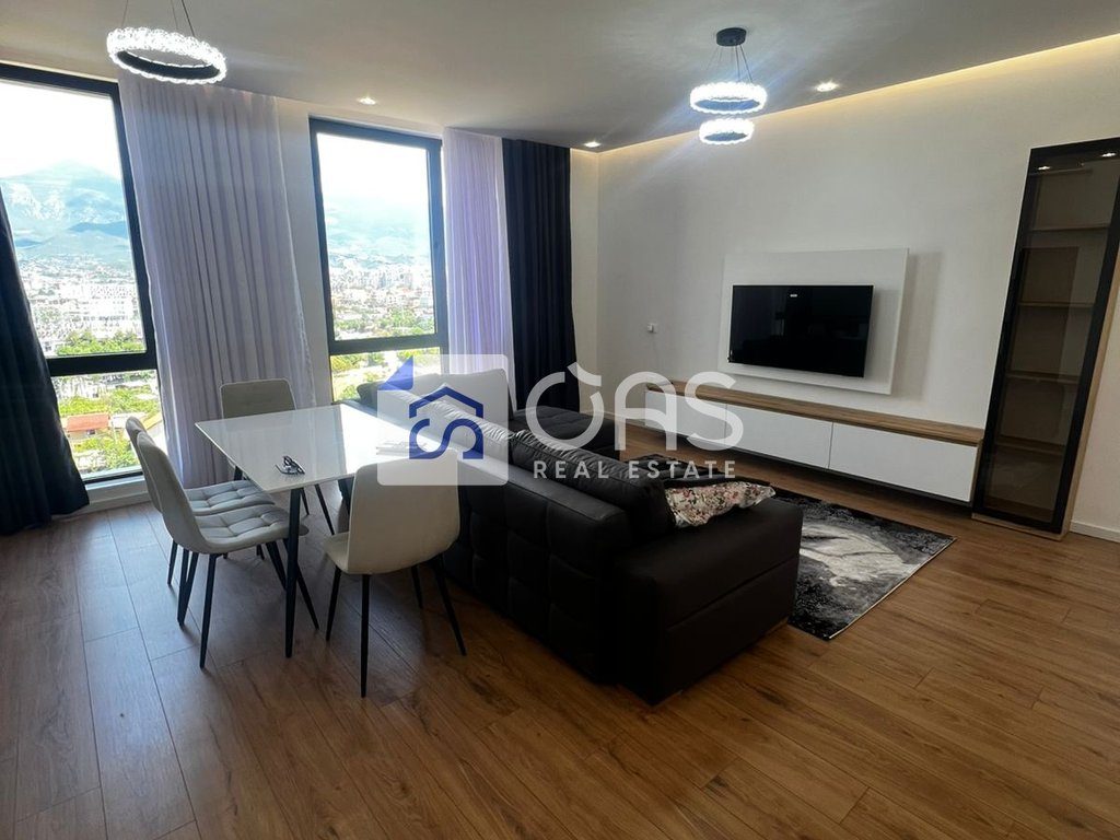 Jepet me qera super apartament 1+1 tek Bulevardi i ri.